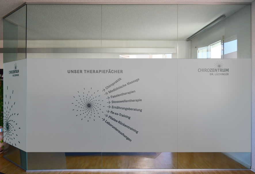 Folienbeschriftung in Innenräumen